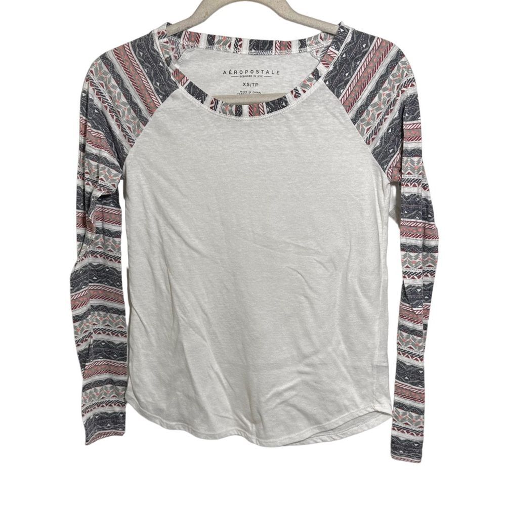 Aeropostale Womens Sz XS Geo Raglan Graphic Long Sleeve White Lightweight